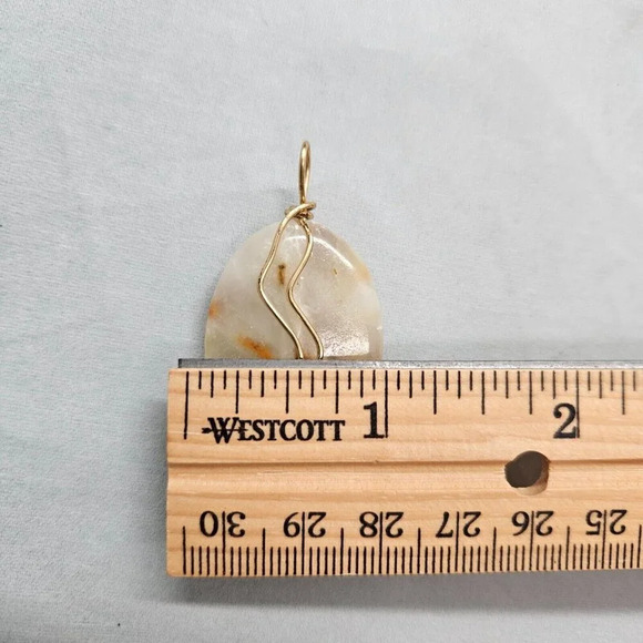 Handcrafted Onyx Pendant Oval Beige Brown Marbled Gold Tone Metal Bail Decor - Picture 6 of 8